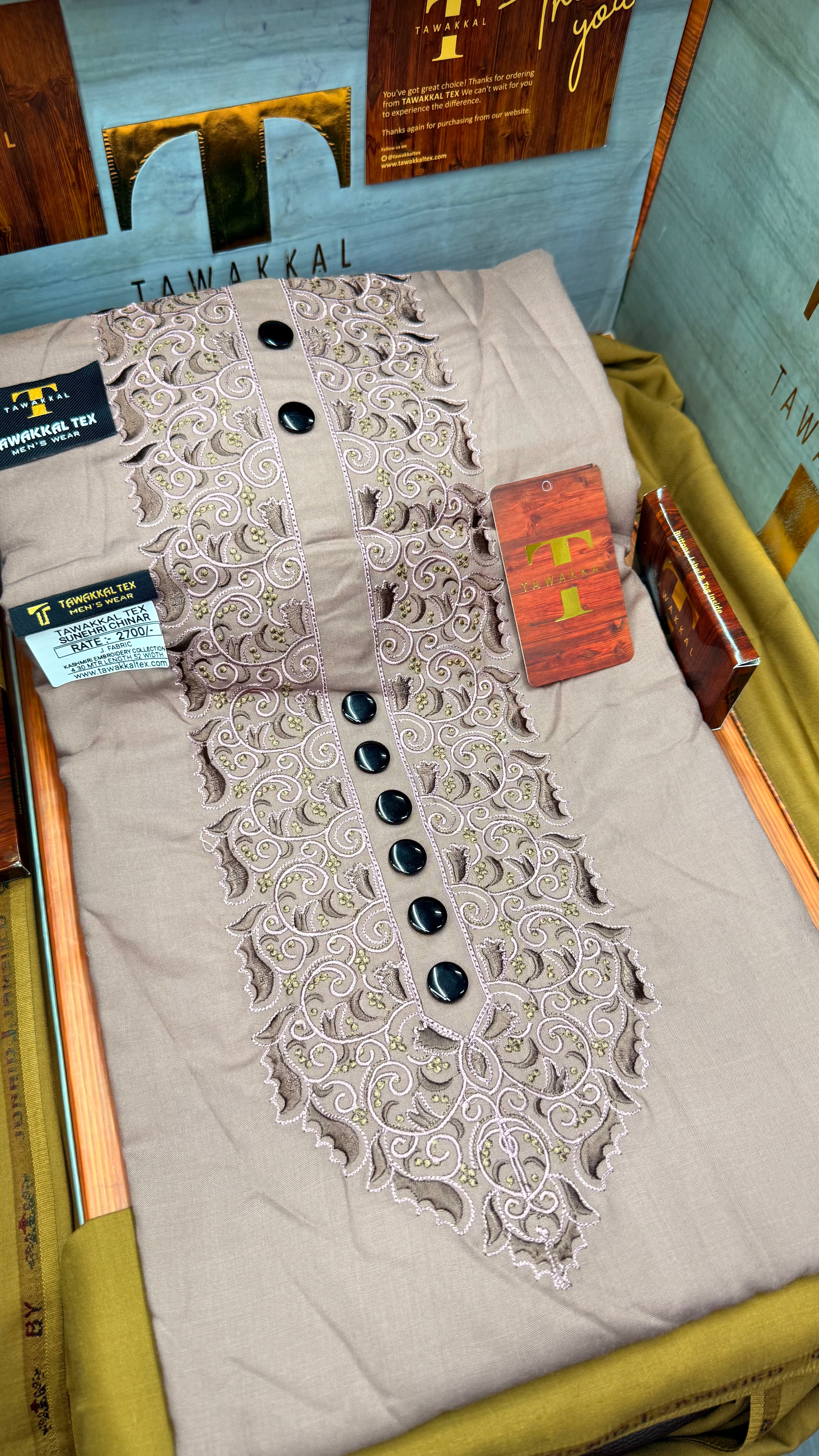 SUNEHRI CHINAR AMBERWOOD 107-04MULTI COLOUR KASHMIRI EMBROIDERY UNSTICHED FULL KURTA SALWAR PATHANI (J. FABRIC IMPORTED) “Pics are clicked in HD cameras. Original color may vary from mobile to mobile depending on your handset. – Tawakkal Tex”