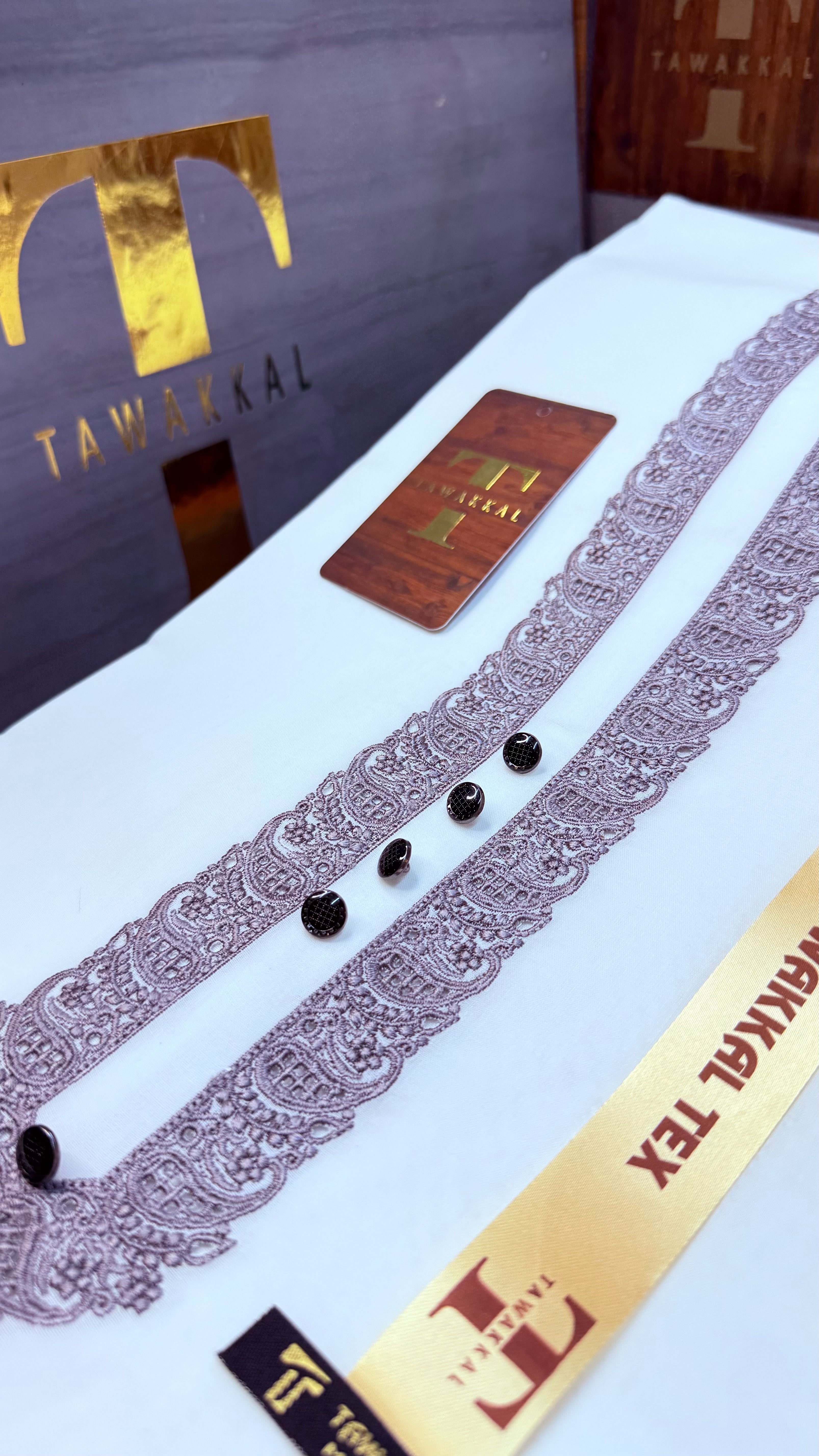 -A TABUR ORIGINAL GREY KASHMIRI IMPORTED KURTA SALWAR PATHANI.(WITH AQ365 PERFUME FREE)