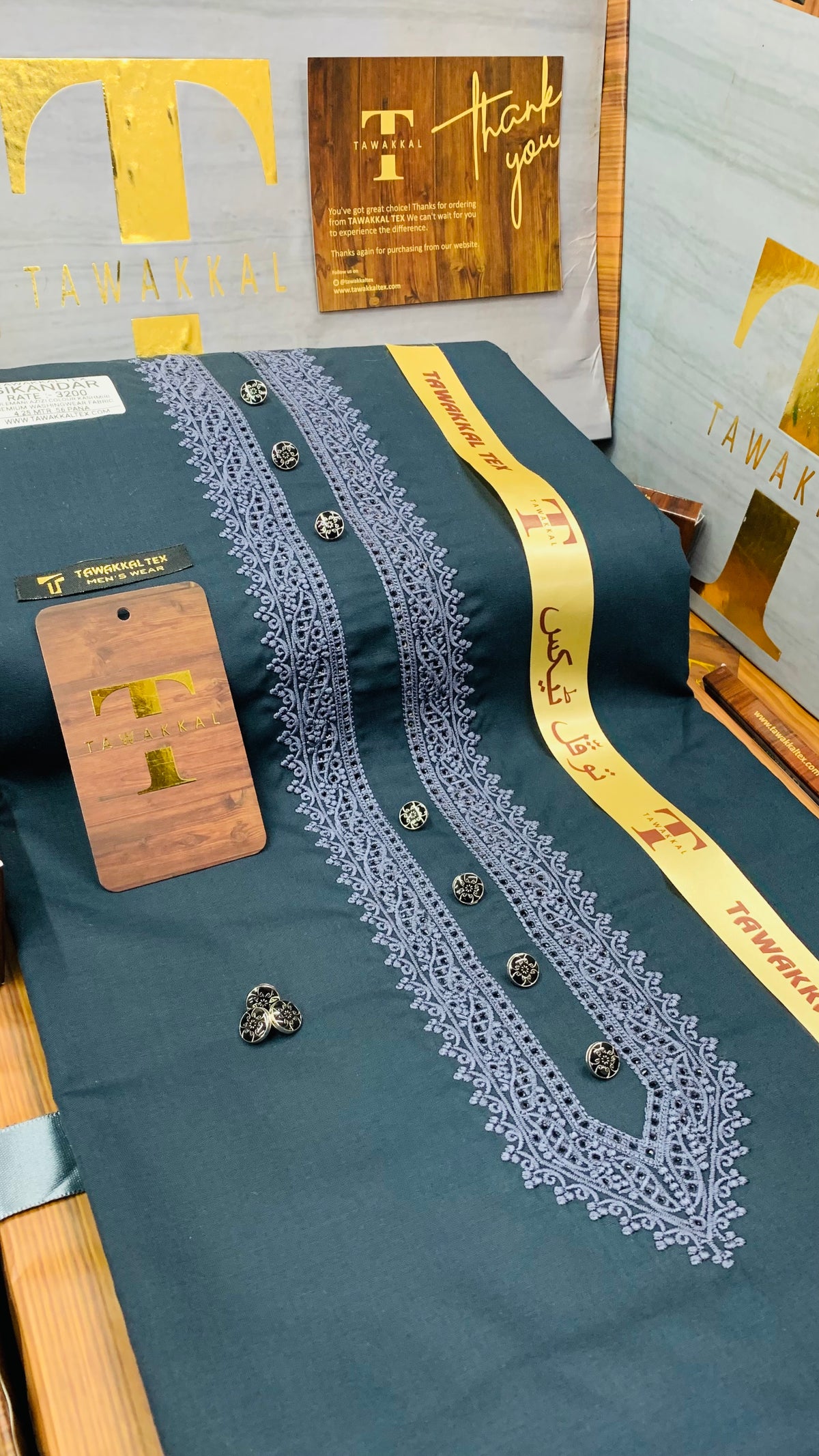 SIKANDAR SULEMMANI BOTTLE GREEN D04C02 KURTA SALAWAR (SULEMANI AZIZI EMBROIDERED COLLECTION)