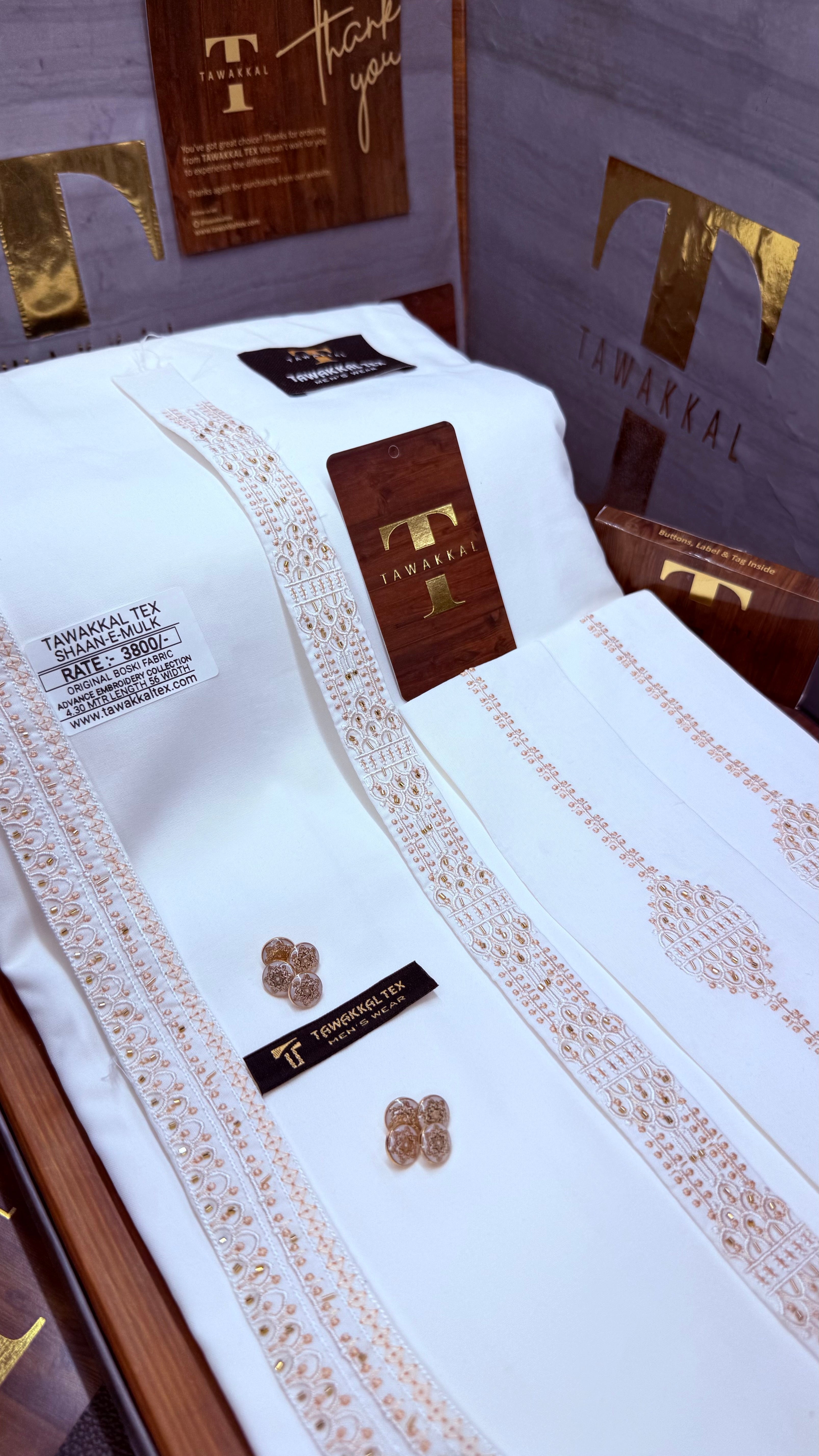 -SHAAN-E-MULK BOSKI KING WHITE ADVANCE TARKASHI EMBROIDERY UNSTICHED KURTA SALWAR PATHANI (TAWAKKAL TEX)