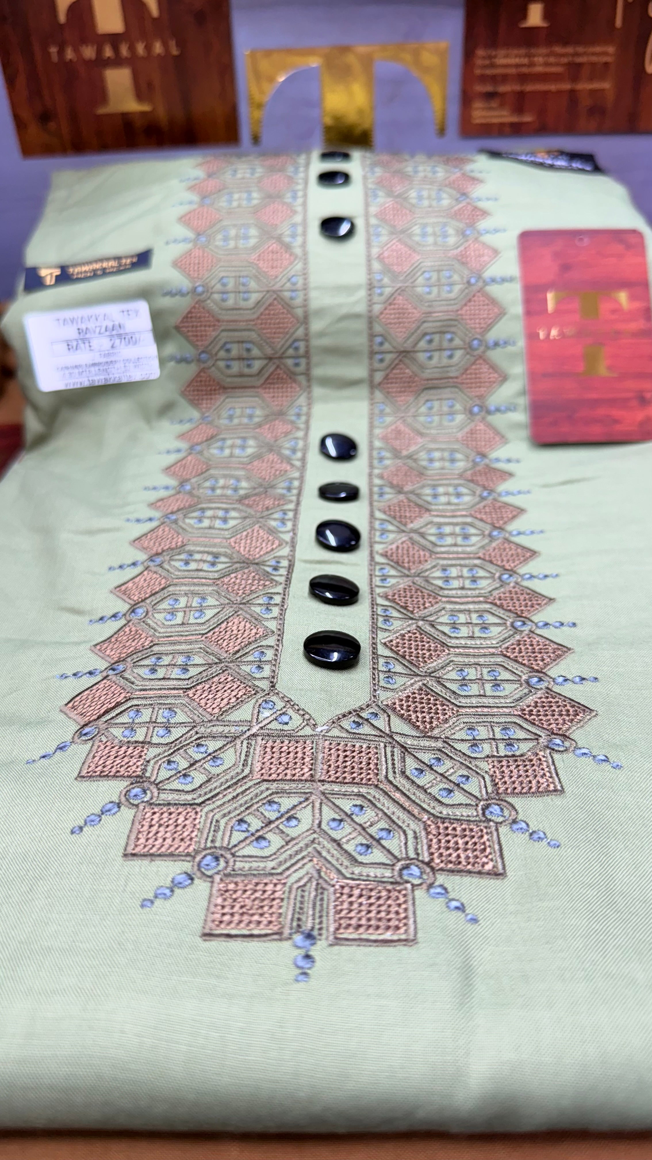 RAVZAAN OLIVE GROVE 106-07 MULTI COLOUR KASHMIRI EMBROIDERY UNSTICHED FULL KURTA SALWAR PATHANI (J. FABRIC IMPORTED) “Pics are clicked in HD cameras. Original color may vary from mobile to mobile depending on your handset. – Tawakkal Tex”