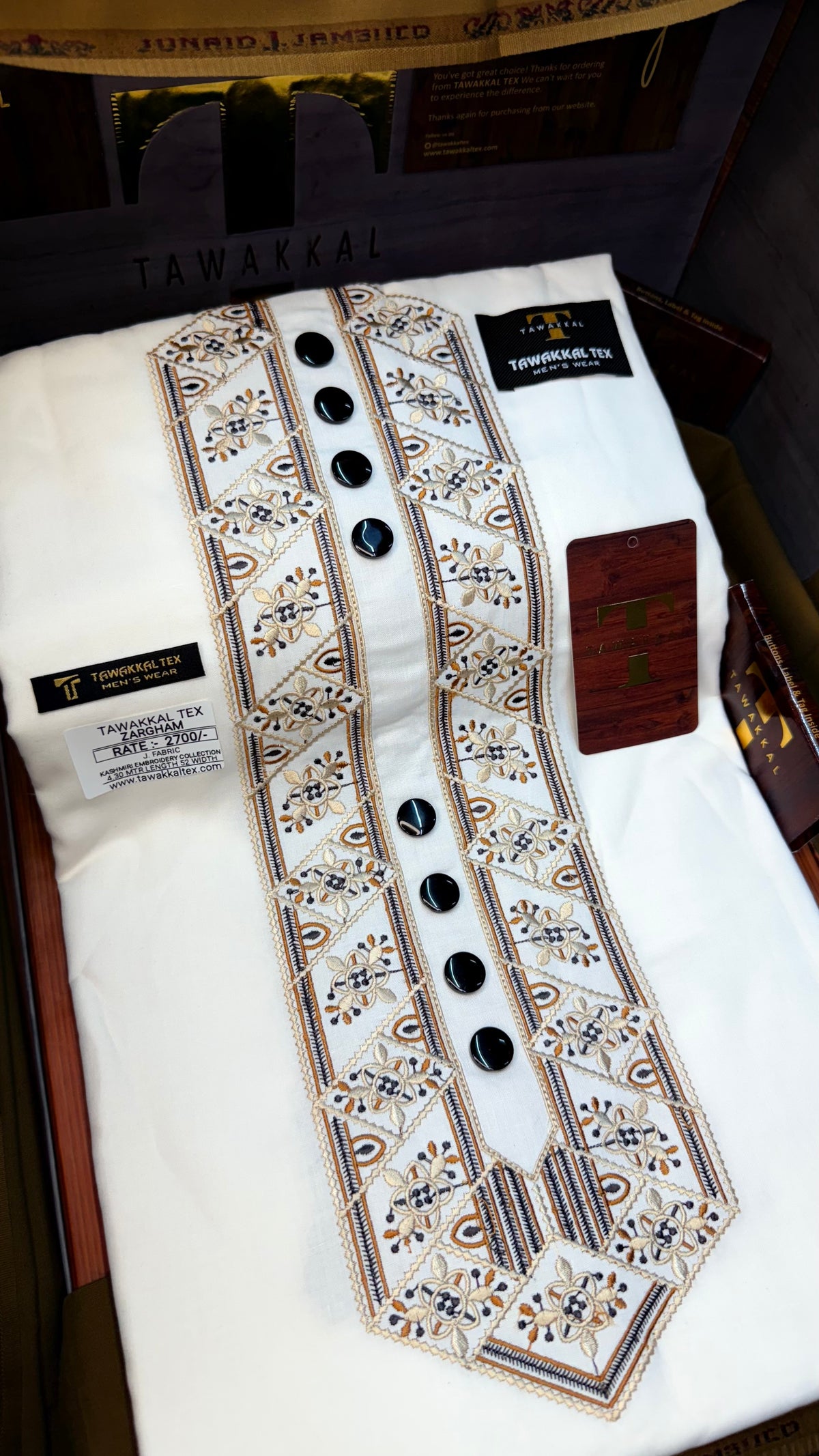 ZARGHAM IVORY NOIR 109-10 MULTI COLOUR KASHMIRI EMBROIDERY UNSTICHED FULL KURTA SALWAR PATHANI (J. FABRIC IMPORTED) “Pics are clicked in HD cameras. Original color may vary from mobile to mobile depending on your handset. – Tawakkal Tex”