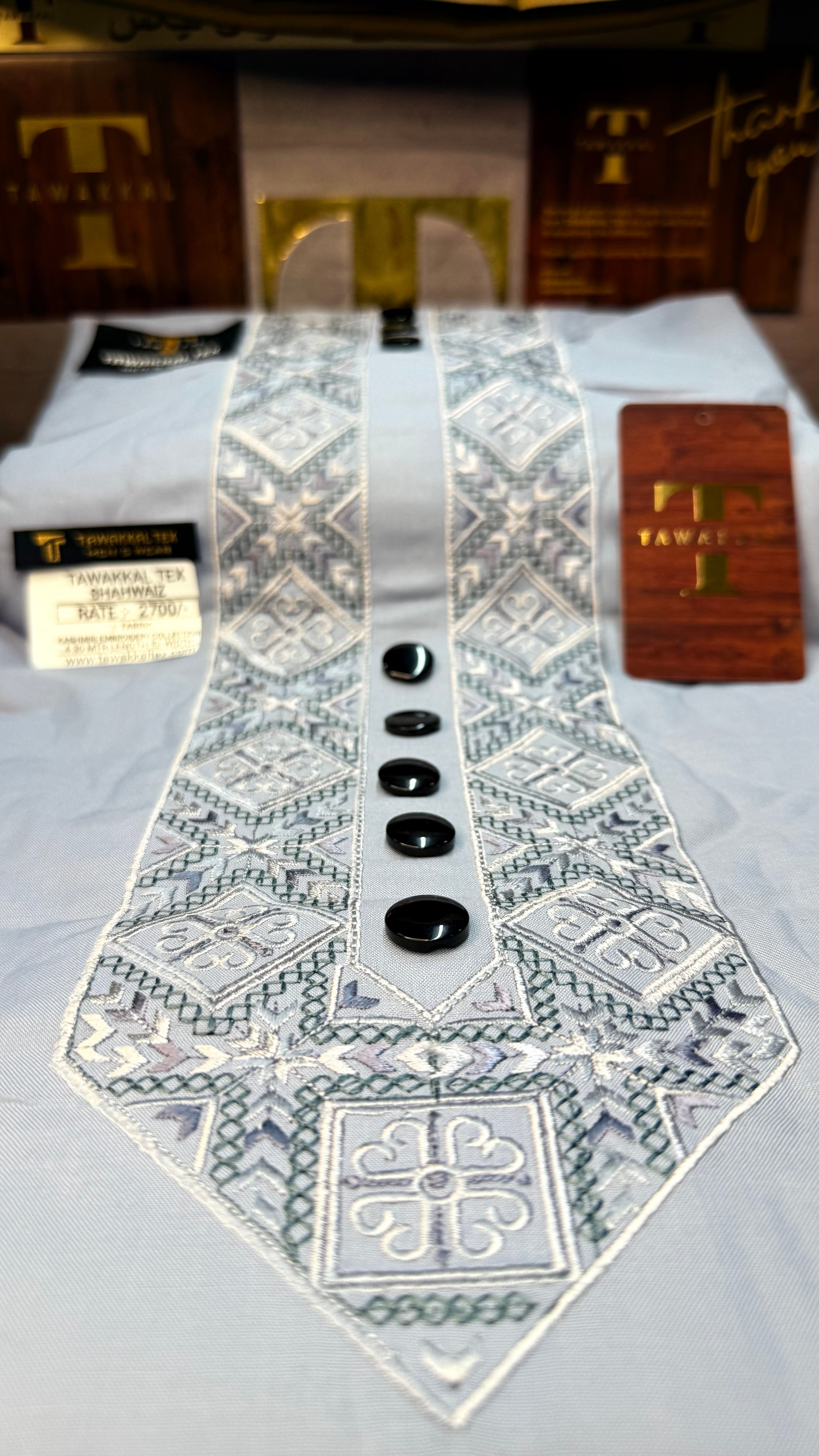 SHAHWAIZ GREY FROST 110-08 MULTI COLOUR KASHMIRI EMBROIDERY UNSTICHED FULL KURTA SALWAR PATHANI (J. FABRIC IMPORTED) “Pics are clicked in HD cameras. Original color may vary from mobile to mobile depending on your handset. – Tawakkal Tex”