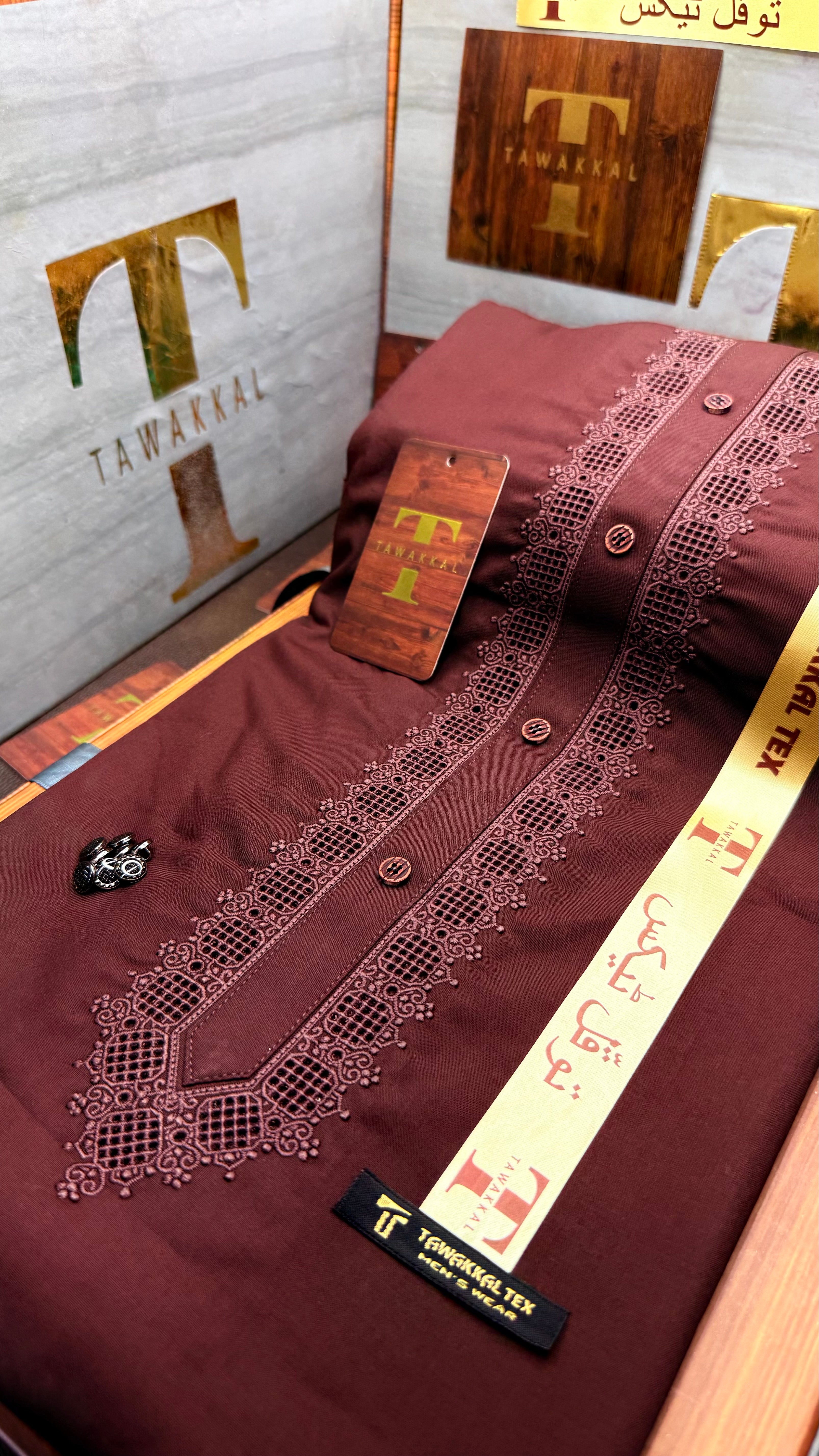 -51 DEEP MAHROON ROYALE KURTA SALAWAR (PREMIUM SULEMANI EMBROIDERY PATHANI)