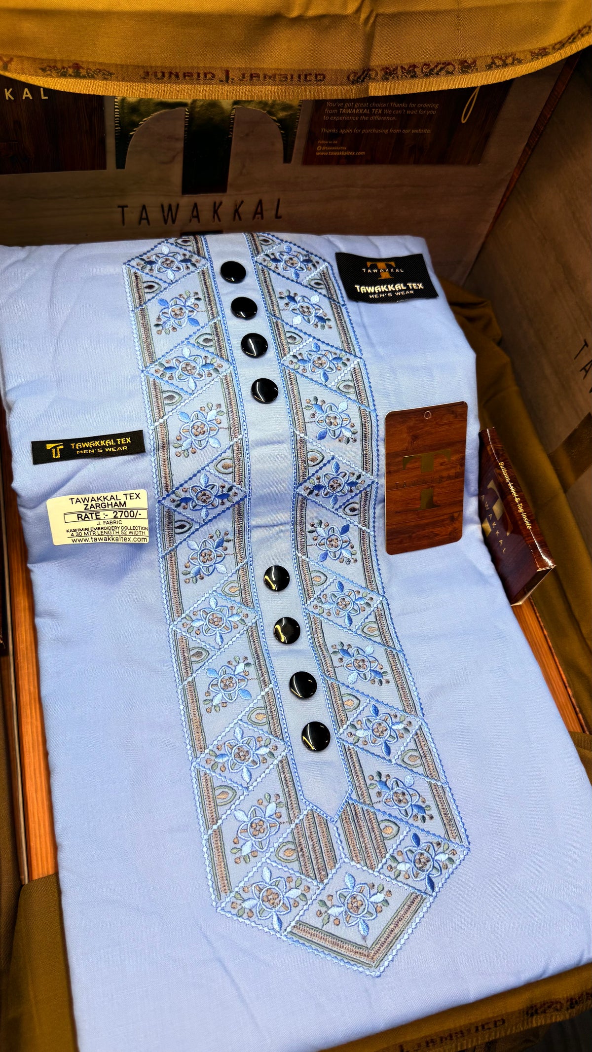 ZARGHAM SKYLINE 109-06 MULTI COLOUR KASHMIRI EMBROIDERY UNSTICHED FULL KURTA SALWAR PATHANI (J. FABRIC IMPORTED) “Pics are clicked in HD cameras. Original color may vary from mobile to mobile depending on your handset. – Tawakkal Tex”