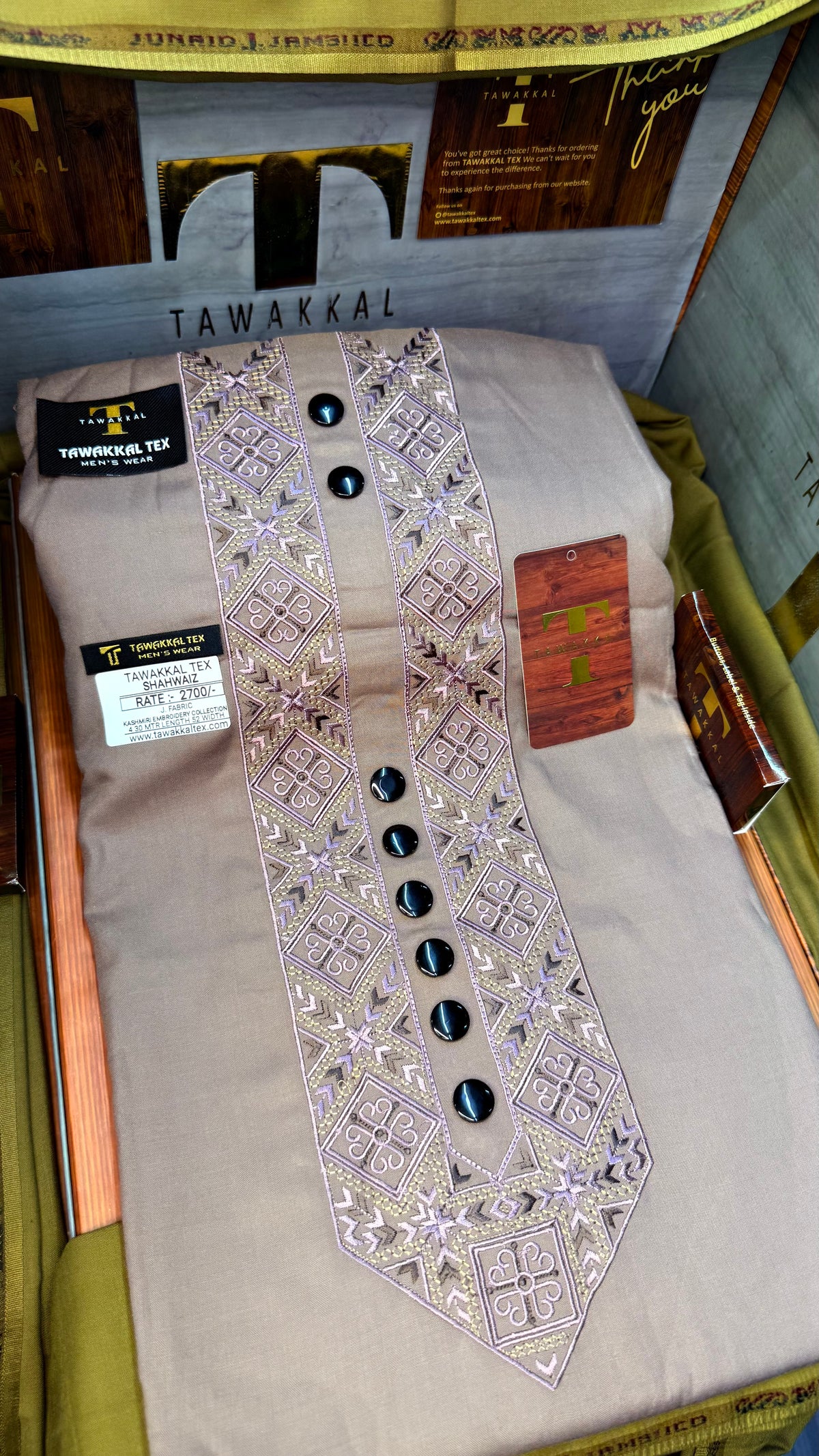 SHAHWAIZ ROSE DUST 110-01 MULTI COLOUR KASHMIRI EMBROIDERY UNSTICHED FULL KURTA SALWAR PATHANI (J. FABRIC IMPORTED) “Pics are clicked in HD cameras. Original color may vary from mobile to mobile depending on your handset. – Tawakkal Tex”