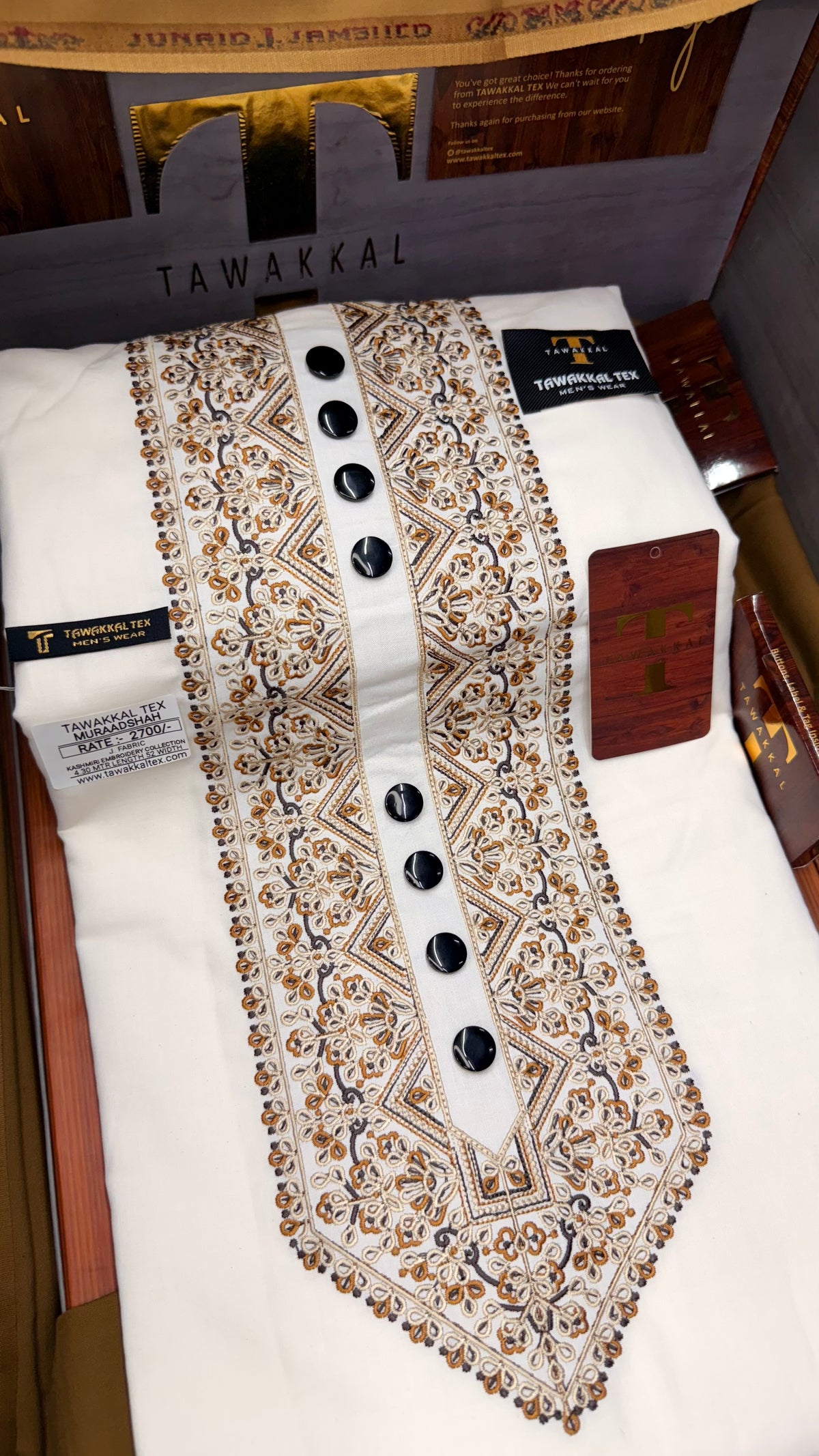 MURAADSHAH IVORY NOIR 104-10MULTI COLOUR KASHMIRI EMBROIDERY UNSTICHED FULL KURTA SALWAR PATHANI (J. FABRIC IMPORTED) “Pics are clicked in HD cameras. Original color may vary from mobile to mobile depending on your handset. – Tawakkal Tex”