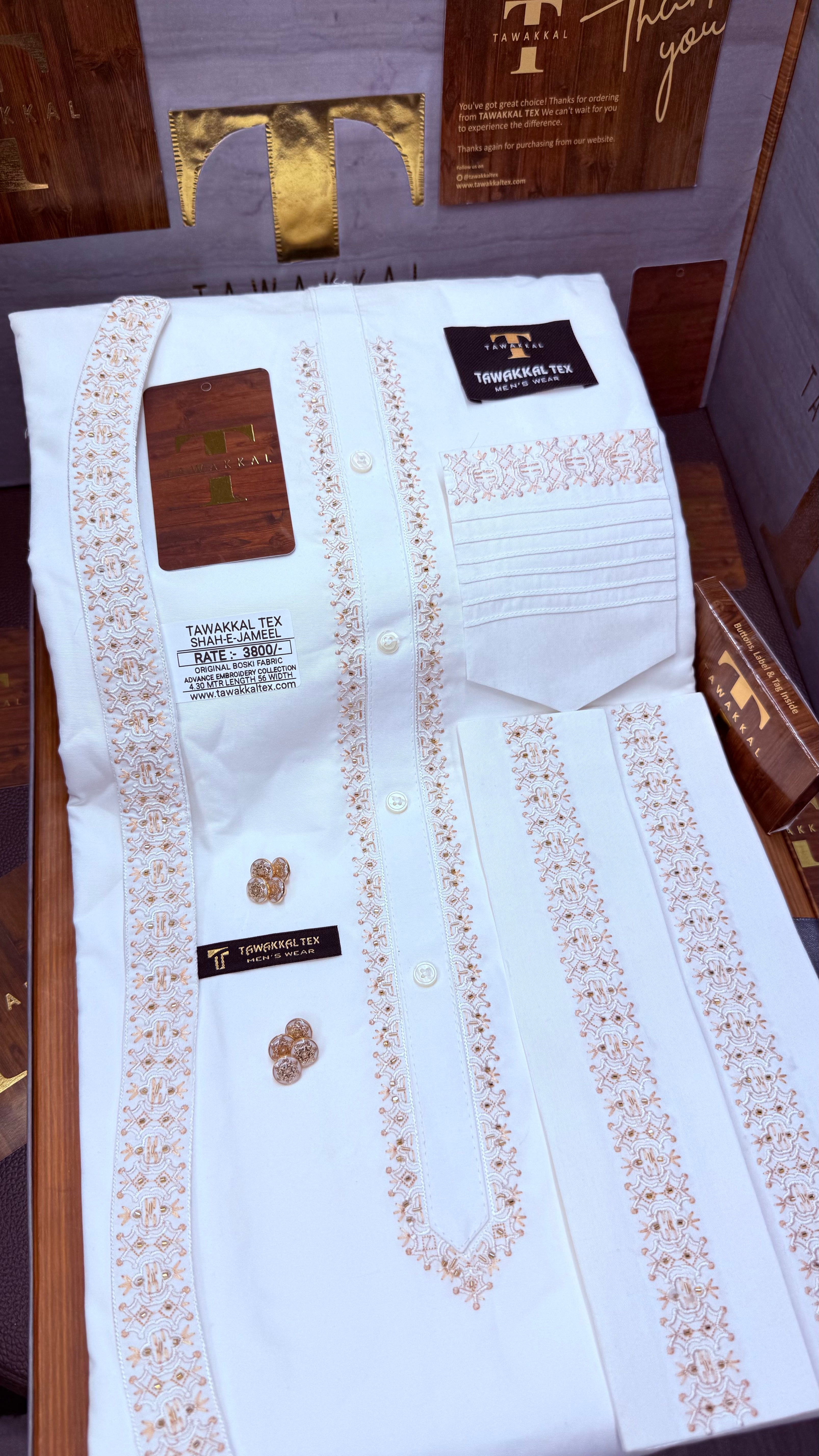 BOSKI KING WHITE -SHAH-E-JAMEEL  ADVANCE TARKASHI EMBROIDERY UNSTICHED KURTA SALWAR PATHANI (TAWAKKAL TEX)