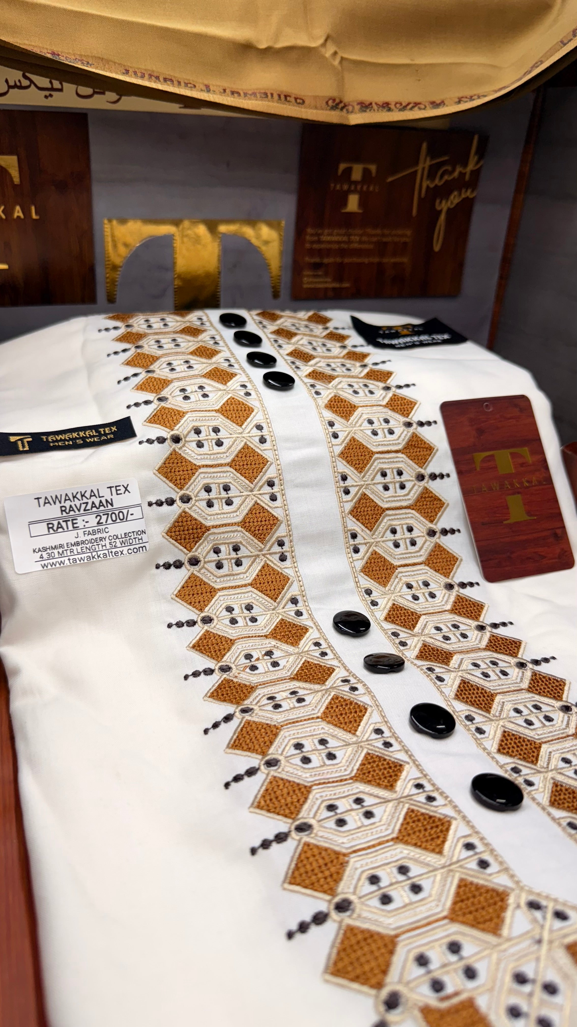 RAVZAAN IVORY NIOR 106-10 MULTI COLOUR KASHMIRI EMBROIDERY UNSTICHED FULL KURTA SALWAR PATHANI (J. FABRIC IMPORTED) “Pics are clicked in HD cameras. Original color may vary from mobile to mobile depending on your handset. – Tawakkal Tex”