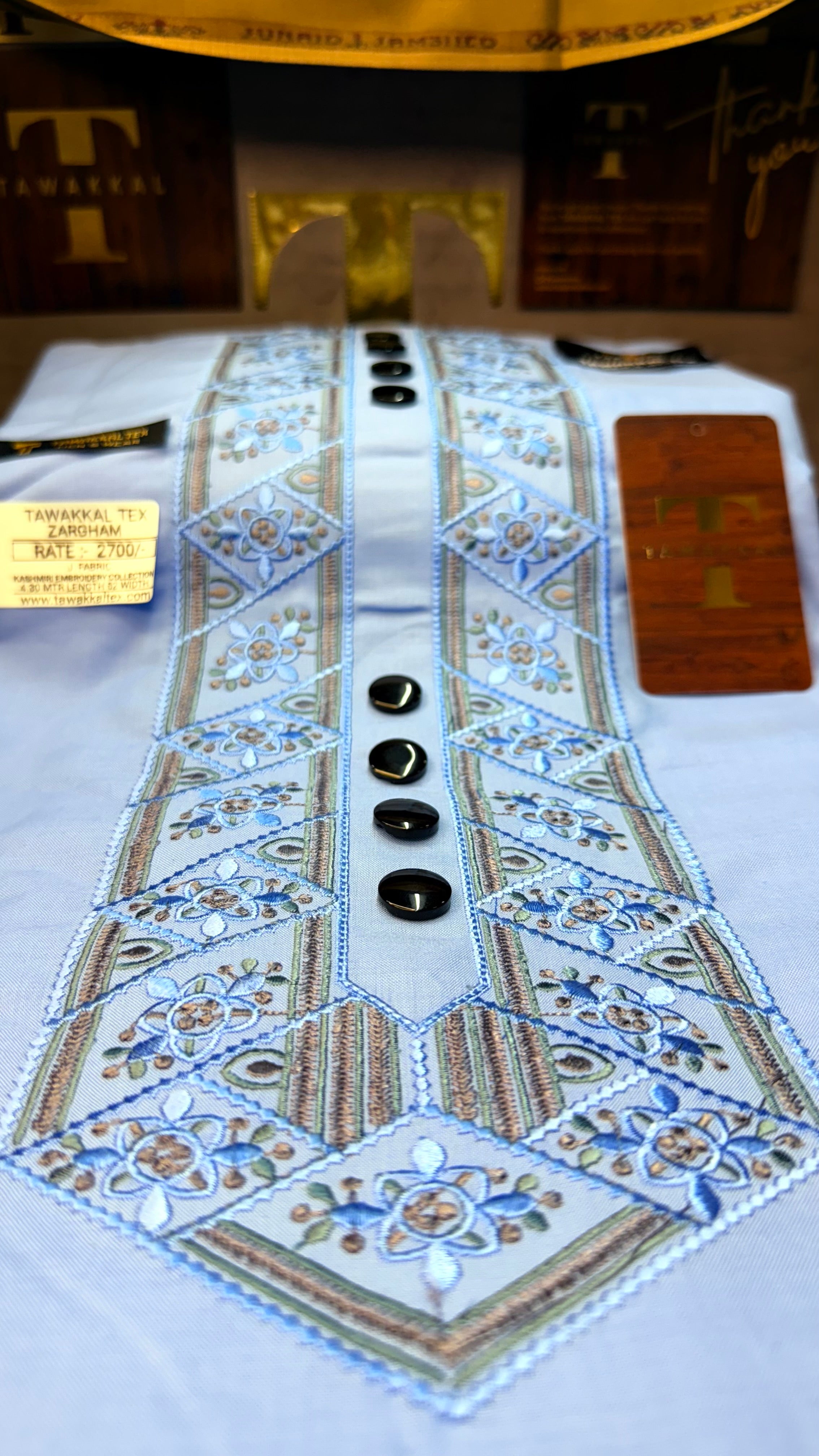 ZARGHAM SKYLINE 109-06 MULTI COLOUR KASHMIRI EMBROIDERY UNSTICHED FULL KURTA SALWAR PATHANI (J. FABRIC IMPORTED) “Pics are clicked in HD cameras. Original color may vary from mobile to mobile depending on your handset. – Tawakkal Tex”