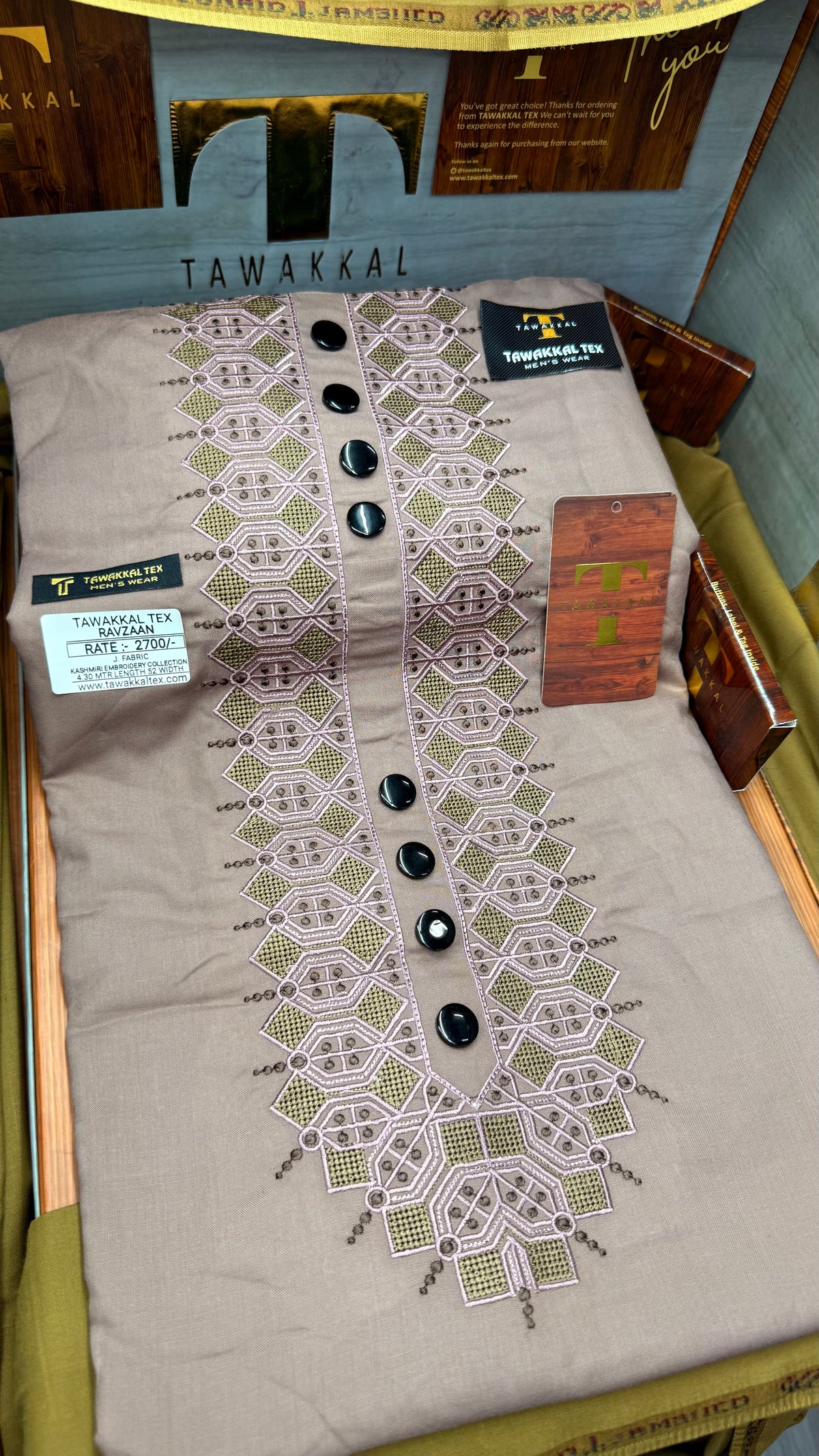 RAVZAAN AMBERWOOD 106-04 MULTI COLOUR KASHMIRI EMBROIDERY UNSTICHED FULL KURTA SALWAR PATHANI (J. FABRIC IMPORTED) “Pics are clicked in HD cameras. Original color may vary from mobile to mobile depending on your handset. – Tawakkal Tex”