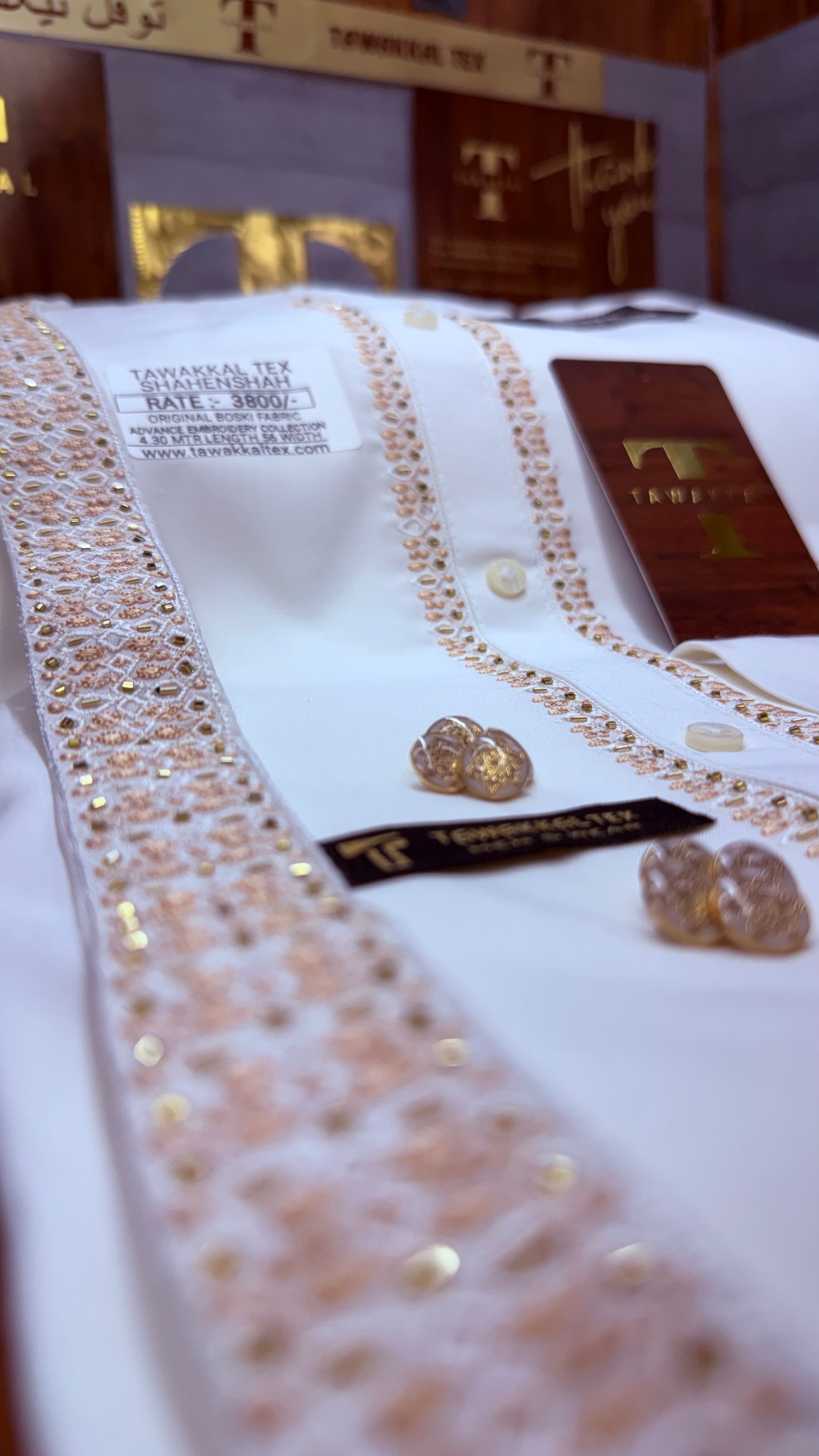 -SHAHENSHAH BOSKI WHITE ADVANCE TARKASHI EMBROIDERY UNSTICHED KURTA SALWAR PATHANI (TAWAKKAL TEX)