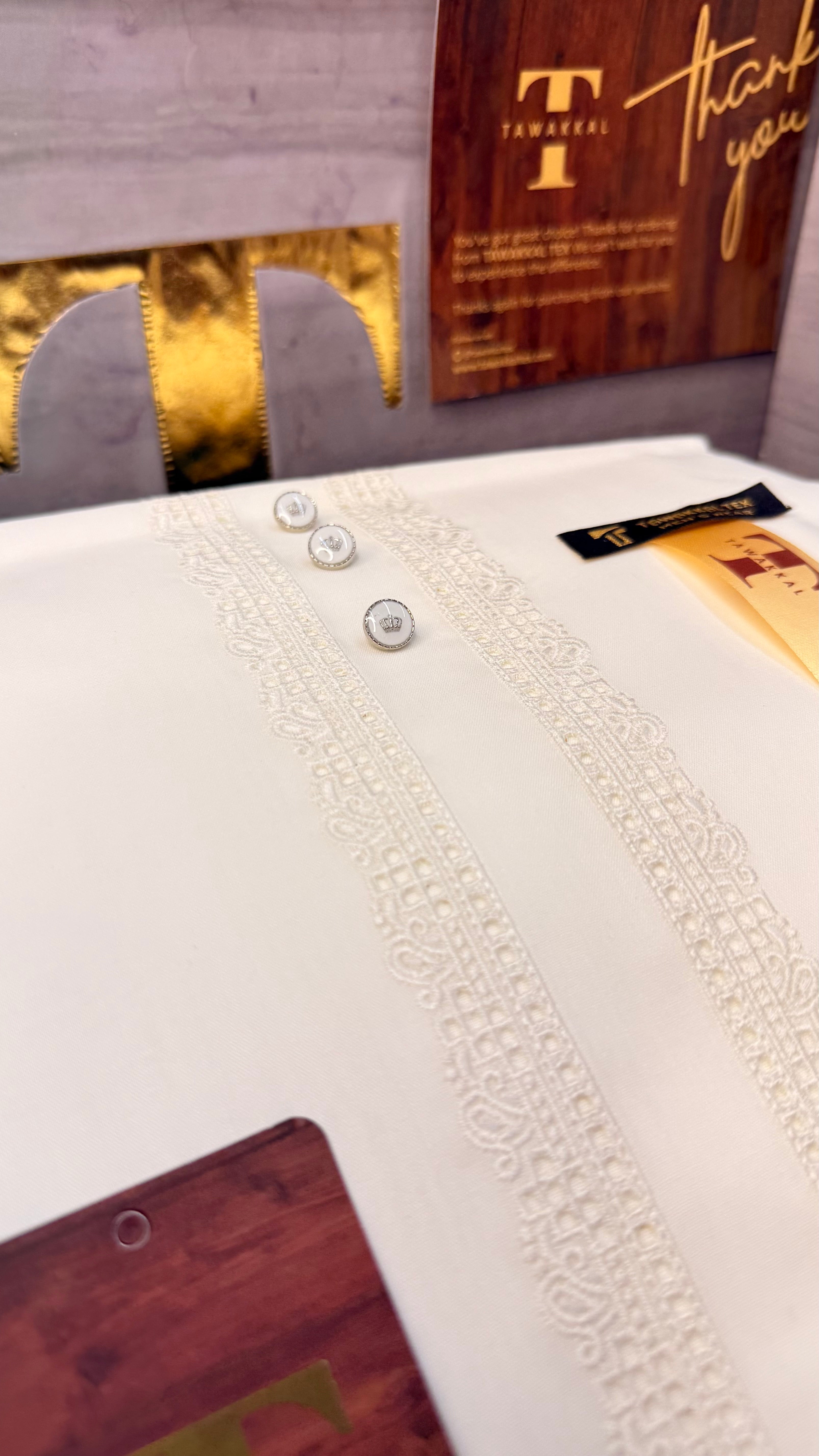 -ABROO BORING EMBROIDERY LAWN COTTON ( WITH AQ365 PERFUME FREE)