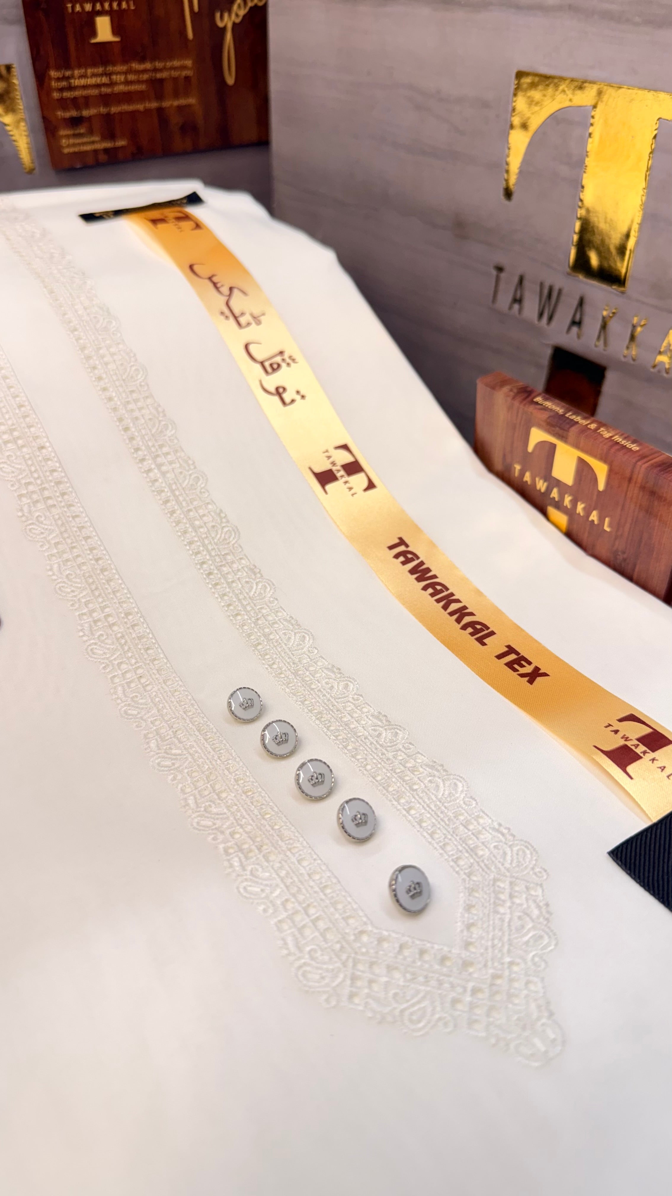 -ABROO BORING EMBROIDERY LAWN COTTON ( WITH AQ365 PERFUME FREE)