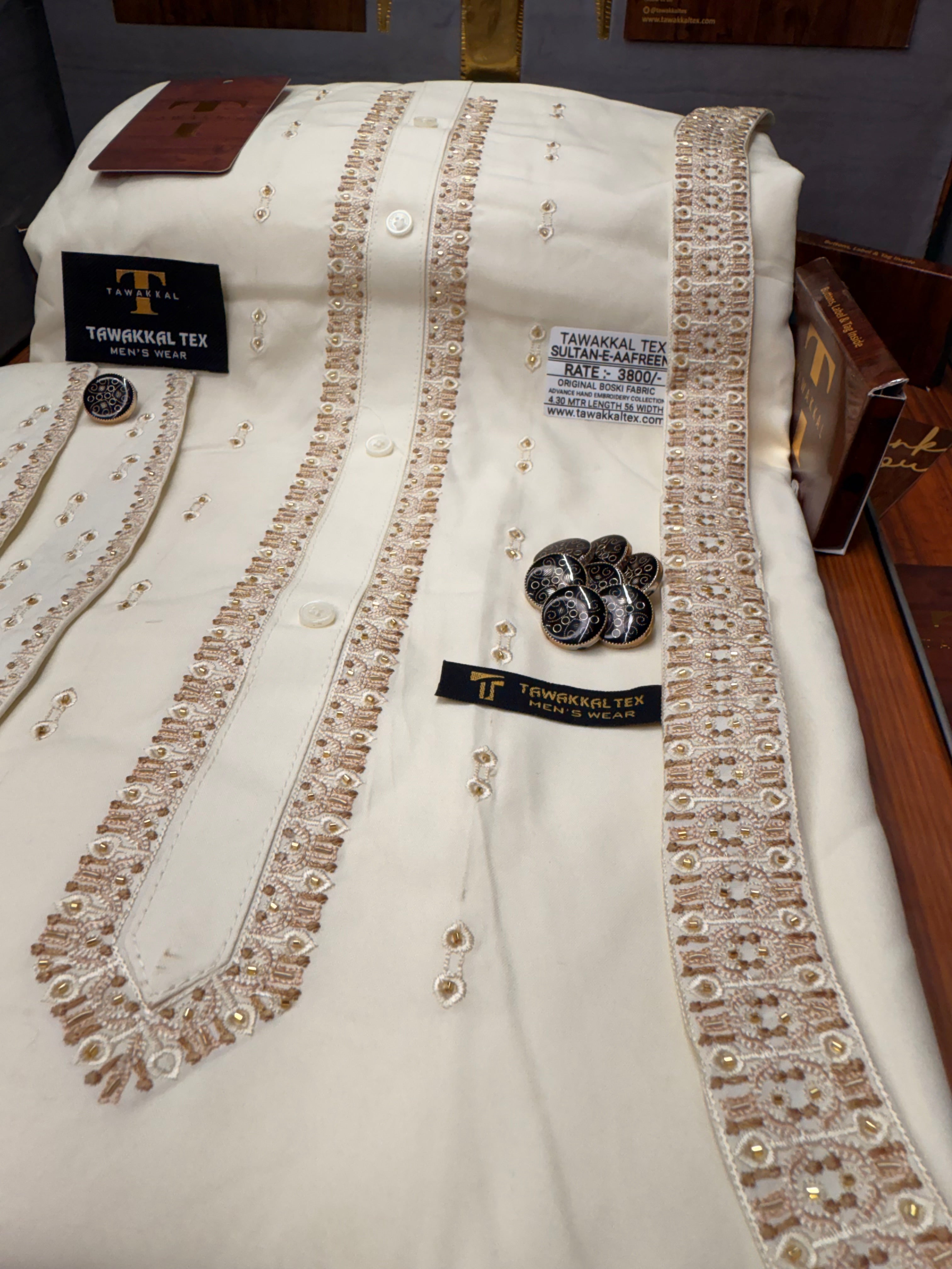 SULTAN-E-AAFREEN BOSKI CREAM MULTANI ADVANCE TARKASHI HAND EMBROIDERY (TAWAKKAL TEX)