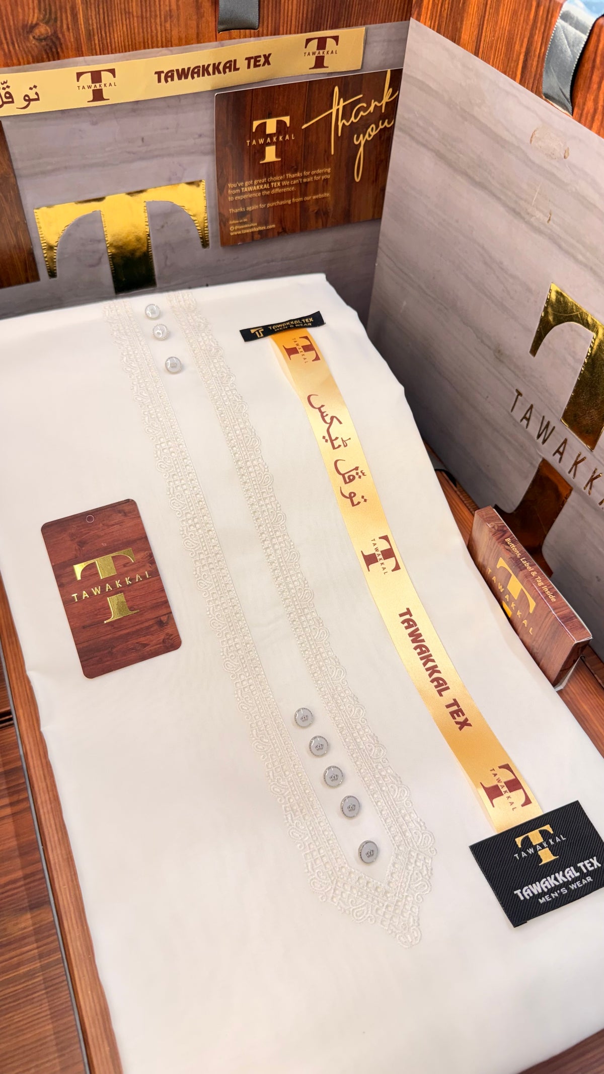 -ABROO BORING EMBROIDERY LAWN COTTON ( WITH AQ365 PERFUME FREE)