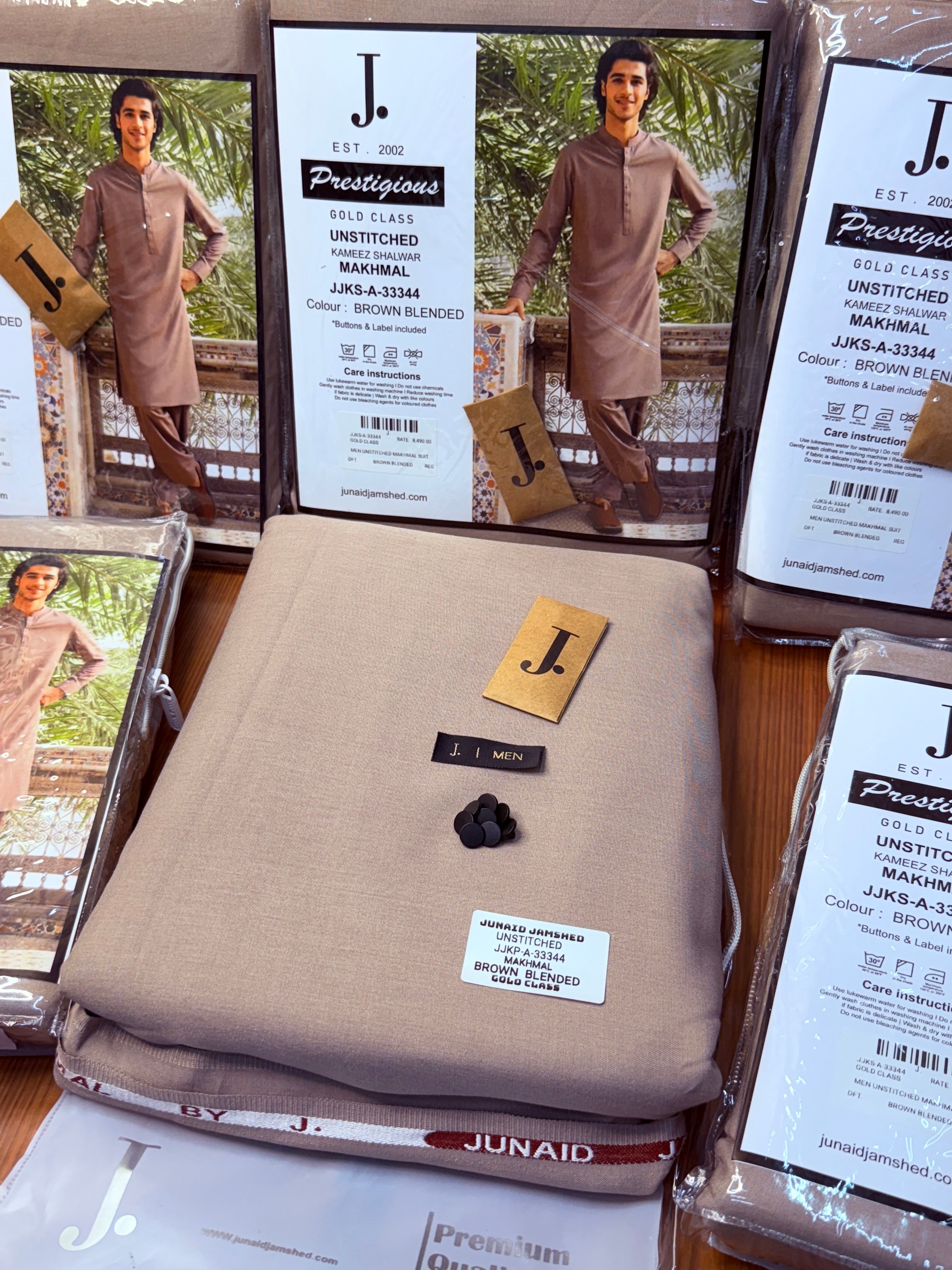J.  JJKS-A-33344  -BROWN BLENDED- UNSTITCHED
KAMEEZ SHALWAR
MAKHMAL (JUNAID JAMSHED)