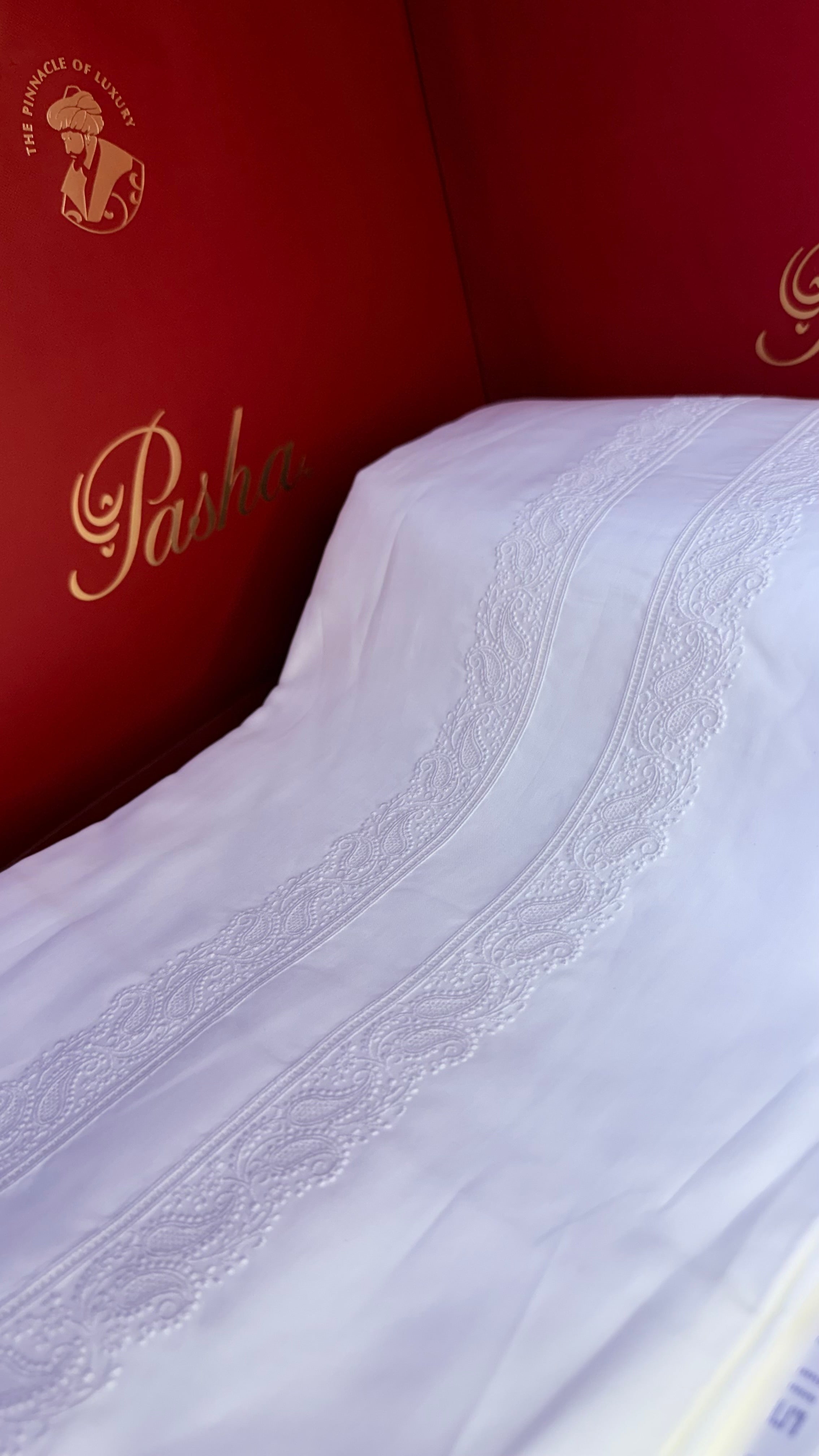 -PASHA SUMMER EMBROIDERED DREAM- PASHA SUMMER DREAM PASHA SILVER STORM (Egg White) PURE PASHA (2.25 MTR MULMUL LAWN 2.25 MTR BRIGHTEST LATHA) -EMBROIDERED 1/