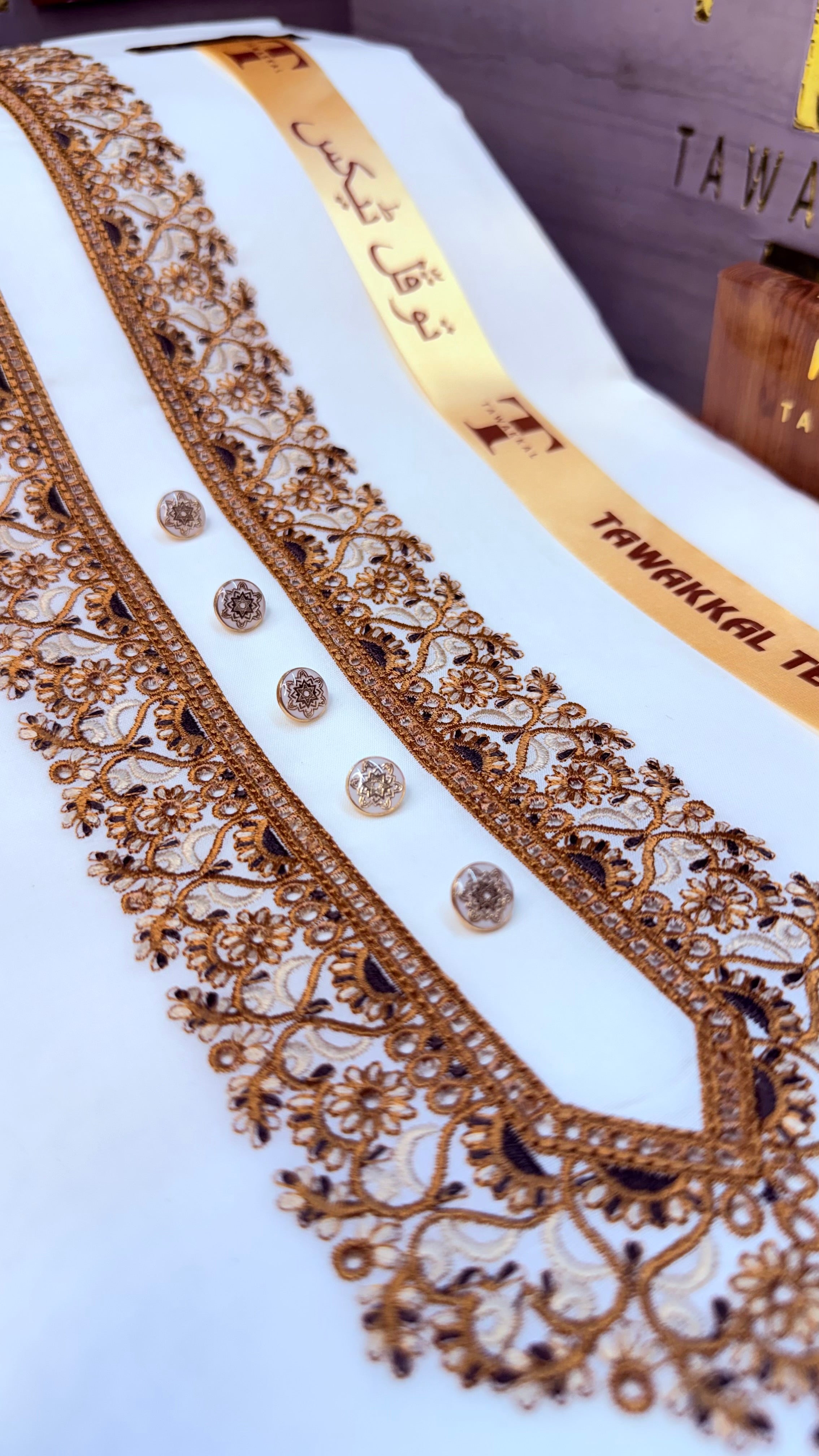 -A SULTAN GOLD KASHMIRI IMPORTED KURTA SALWAR PATHANI.(WITH AQ365 PERFUME FREE)