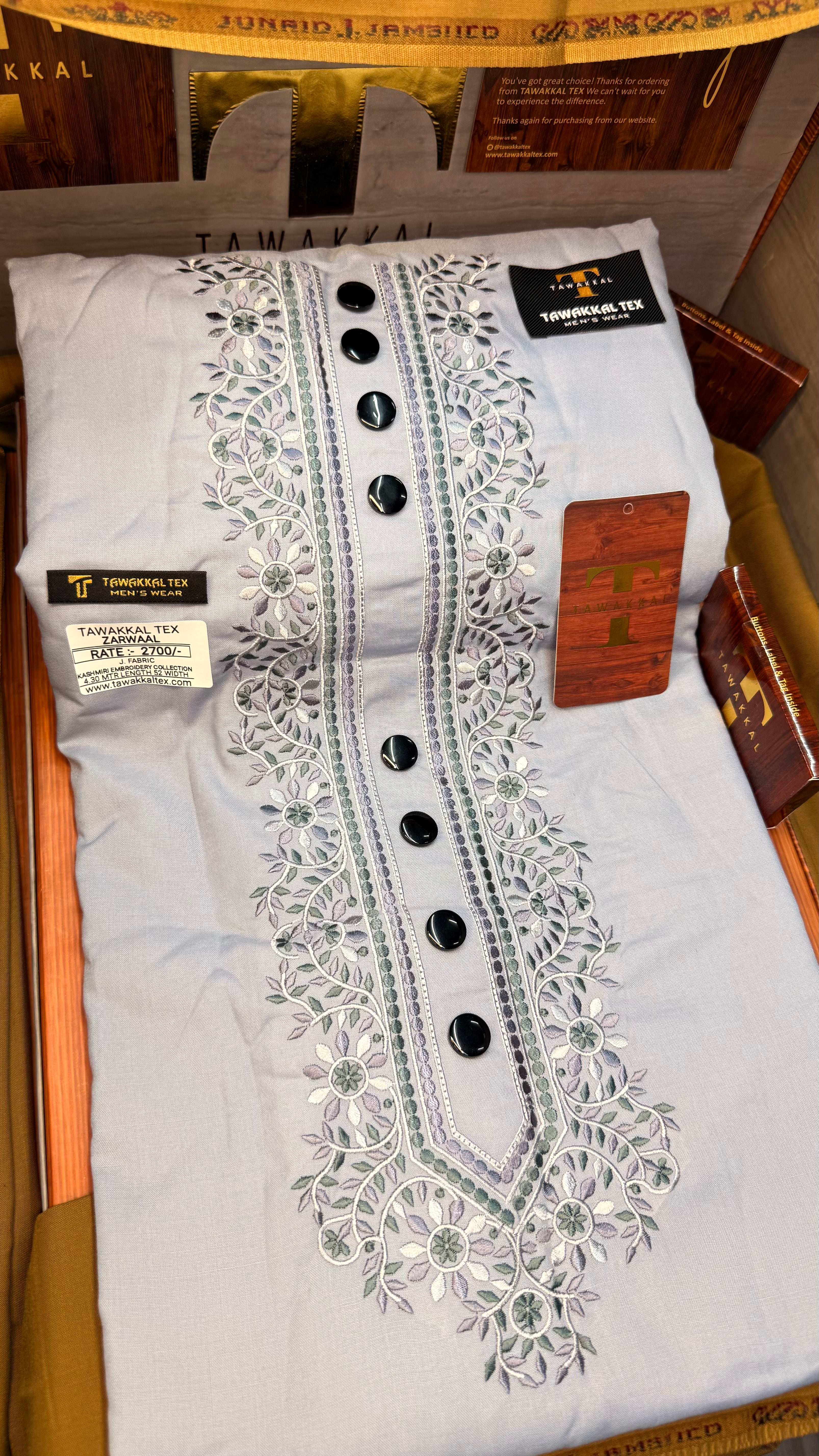 ZARWAAL FROST GREY 101-08 MULTI COLOUR KASHMIRI EMBROIDERY UNSTICHED FULL KURTA SALWAR PATHANI (J. FABRIC IMPORTED) “Pics are clicked in HD cameras. Original color may vary from mobile to mobile depending on your handset. – Tawakkal Tex”
